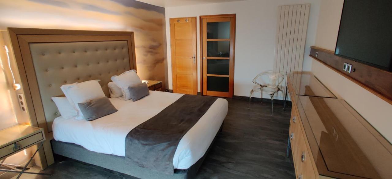 Hotel Et Spa Le Lion D'Or Pont-Évêque Zewnętrze zdjęcie