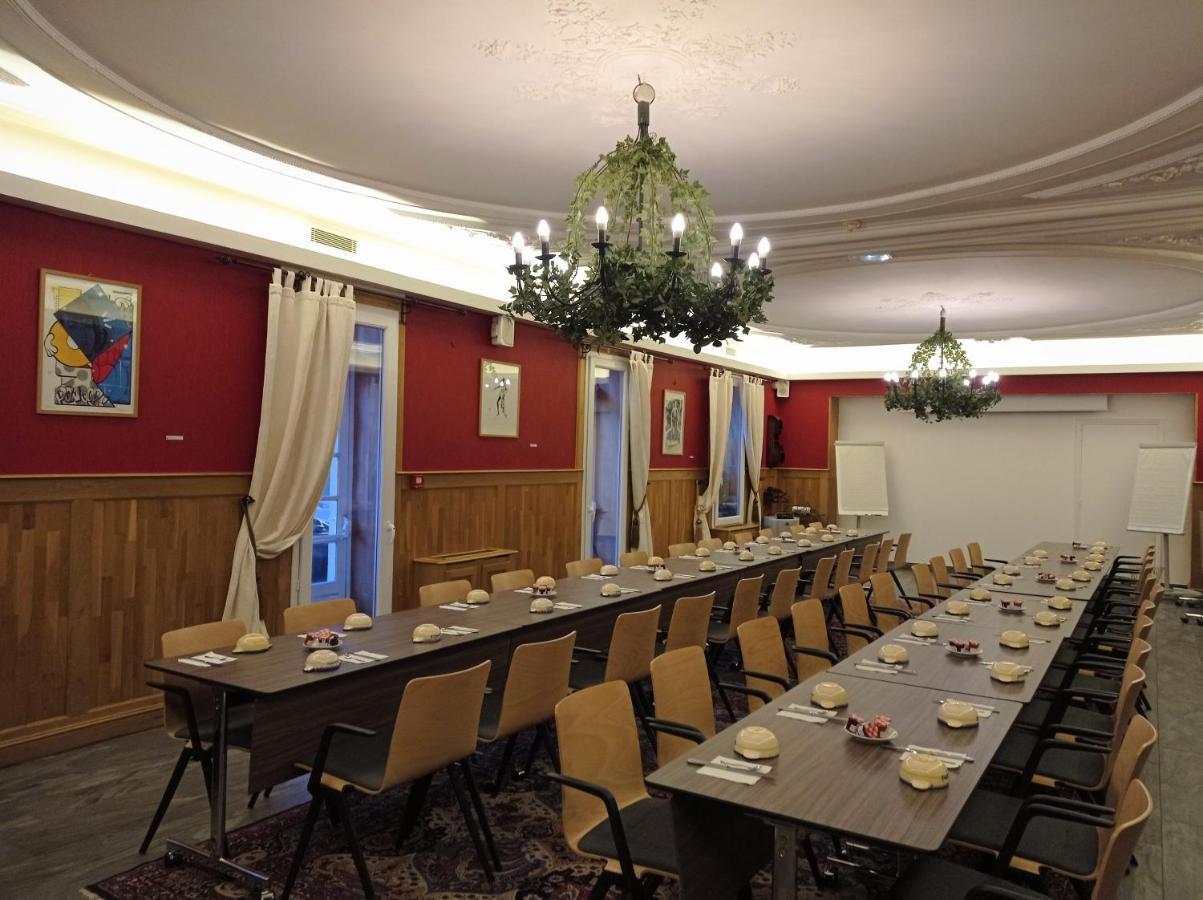 Hotel Et Spa Le Lion D'Or Pont-Évêque Zewnętrze zdjęcie