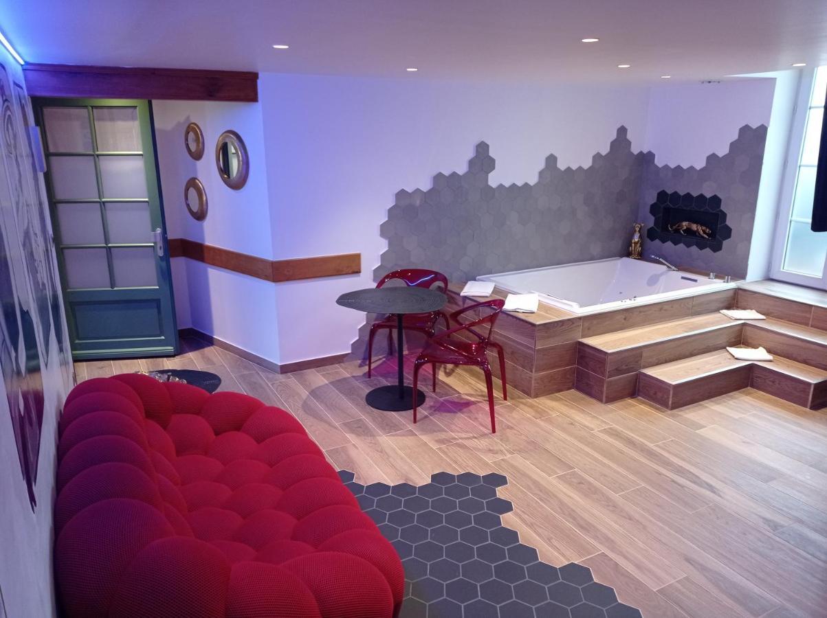 Hotel Et Spa Le Lion D'Or Pont-Évêque Zewnętrze zdjęcie