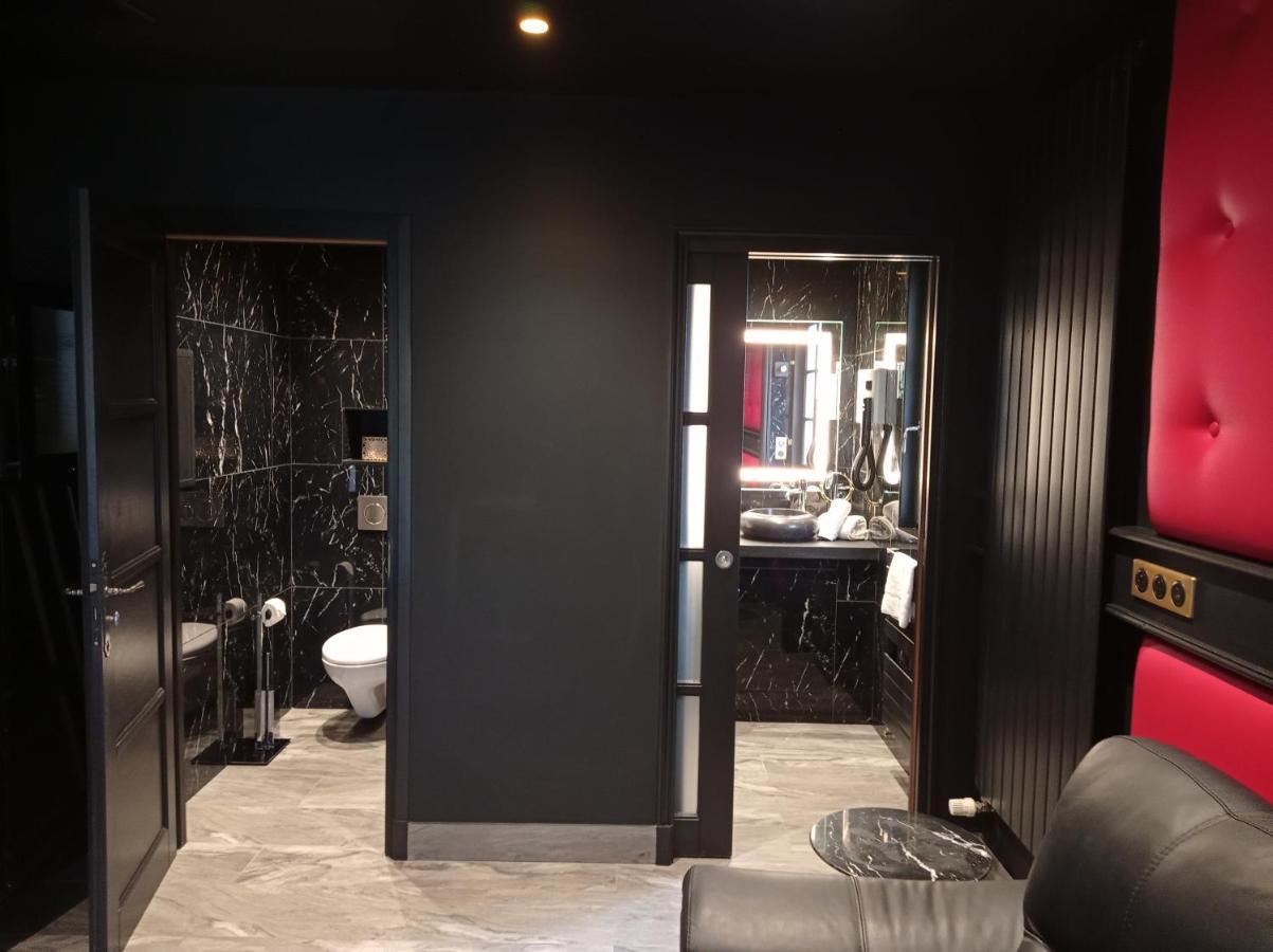 Hotel Et Spa Le Lion D'Or Pont-Évêque Zewnętrze zdjęcie