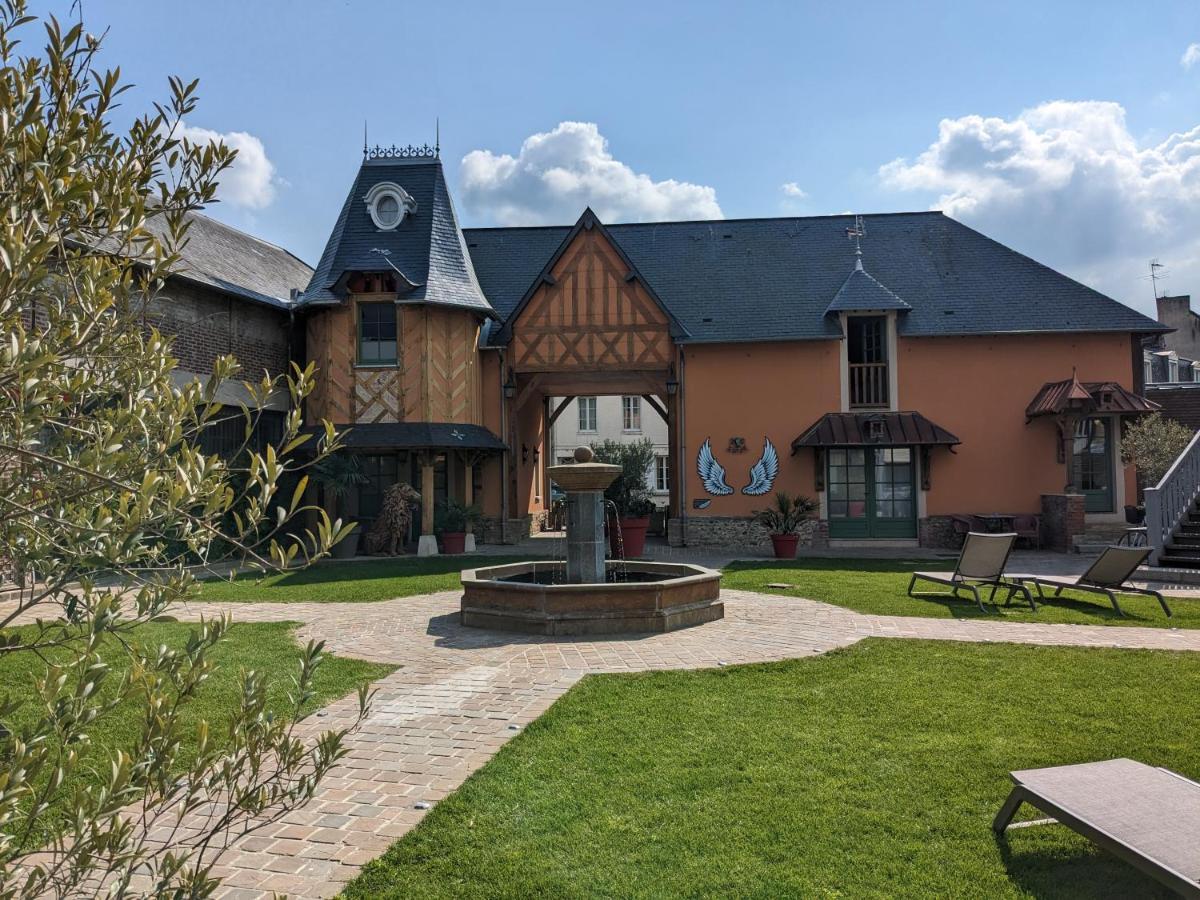 Hotel Et Spa Le Lion D'Or Pont-Évêque Zewnętrze zdjęcie
