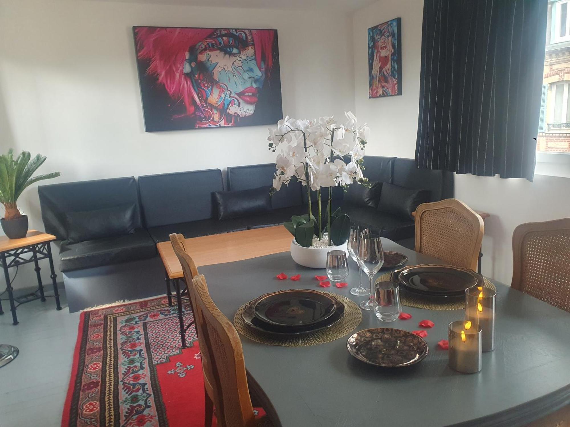 Hotel Et Spa Le Lion D'Or Pont-Évêque Zewnętrze zdjęcie