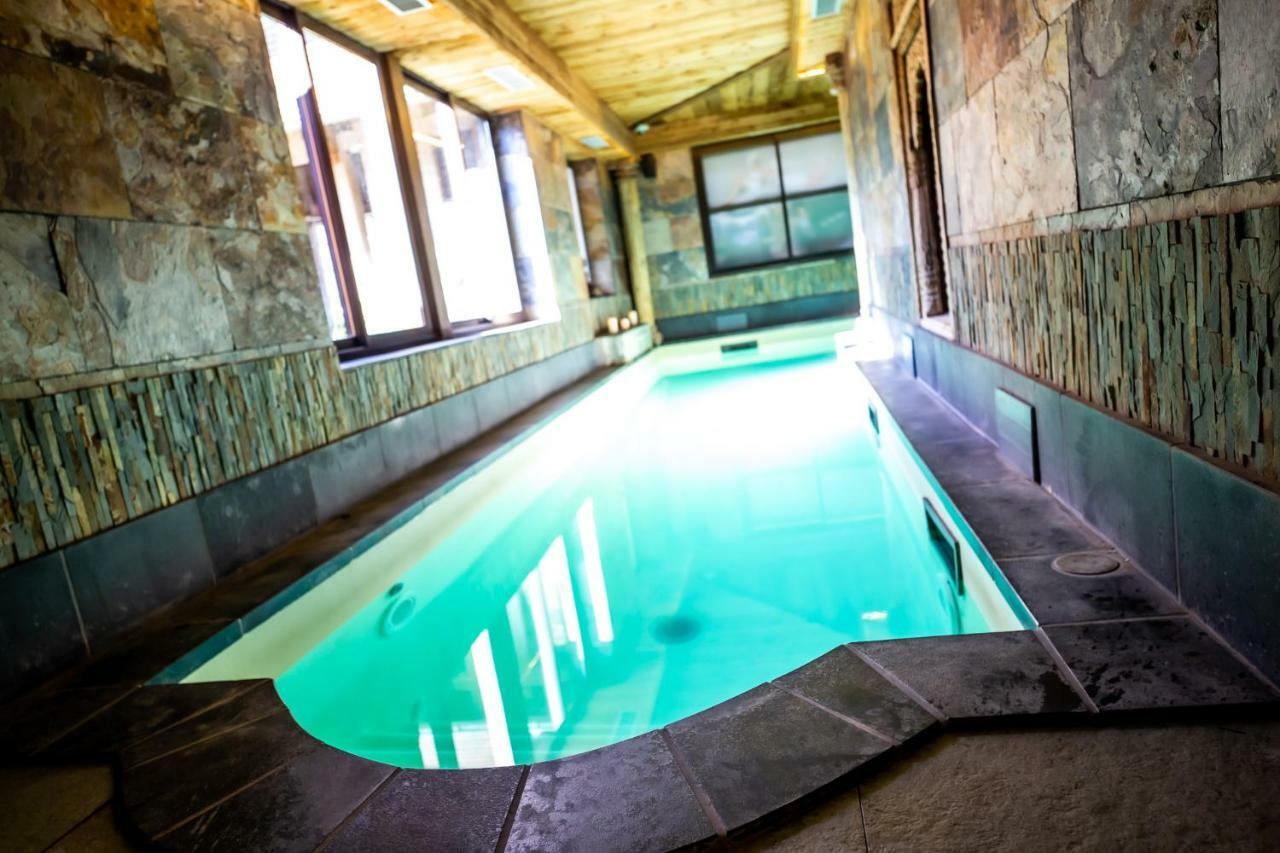 Hotel Et Spa Le Lion D'Or Pont-Évêque Zewnętrze zdjęcie